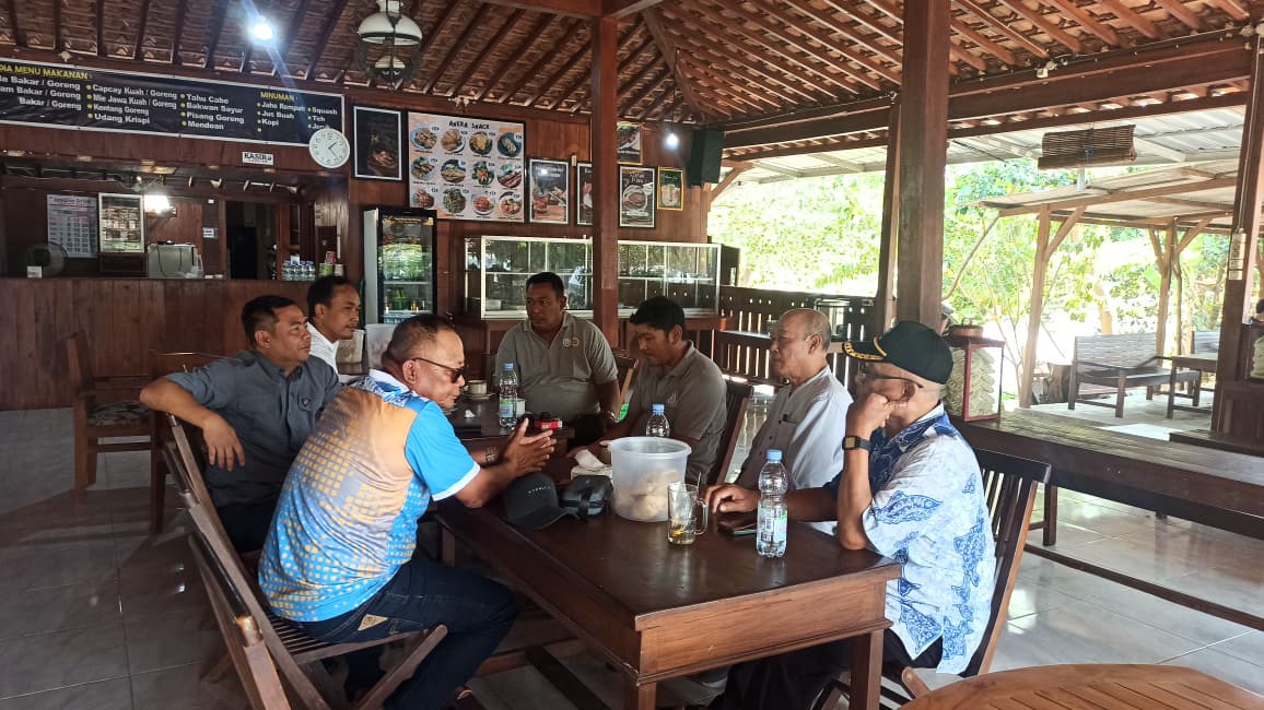 DALAMRANGKA HARKAMTIBMAS DI WILAYAH PERAIRAN DITPOLAIR KORPOLAIRUD BAHARKAM POLRI DISKUSI DENGAN KELOMPOK NELAYAN