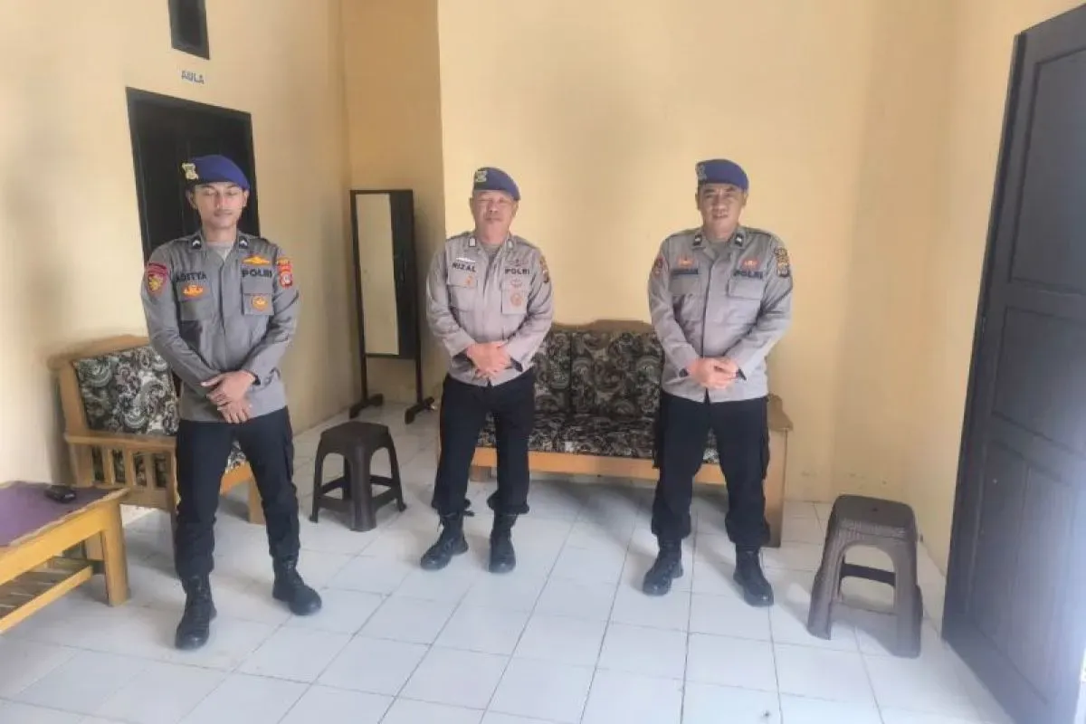 Satpolairud Polres-Touna gencarkan patroli dialogis di pesisir